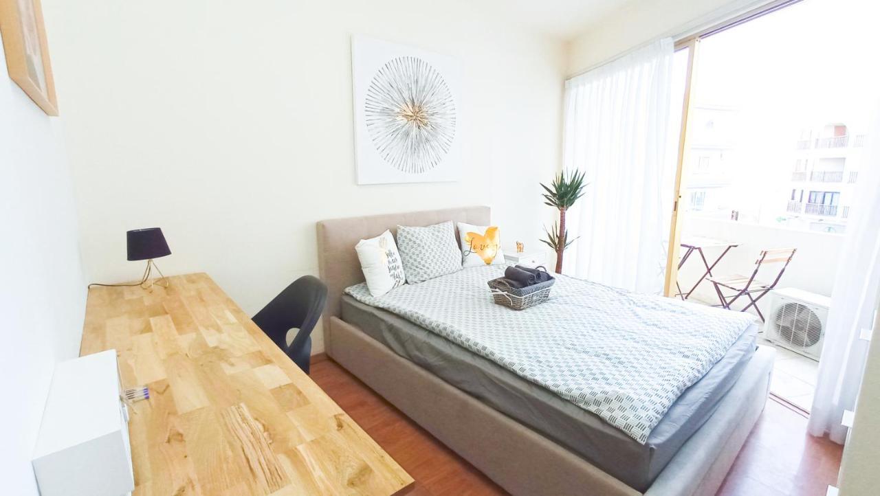 1A Beach & Business Apartment In The City Center! Lárnaka Kültér fotó